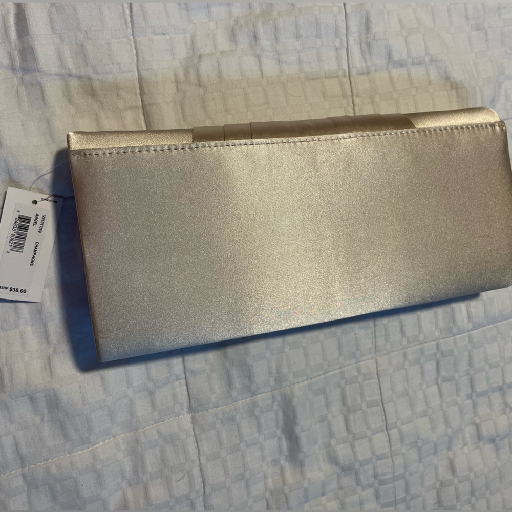 NWT cocktail Crossbody or clutch - Picture 4 of 7